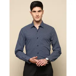 INVICTUS Spread Collar Standard Slim Fit Cotton Opaque Printed Formal Shirt-picture-30