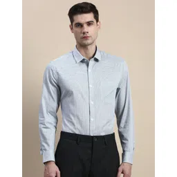 INVICTUS Standard Micro Ditsy Printed Cotton Slim Fit Formal Shirt-picture-15