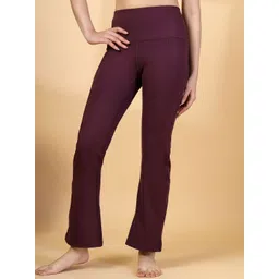 Invincible Women Flared-Fit High-Rise Ankle-Length Gym Tights-picture-14