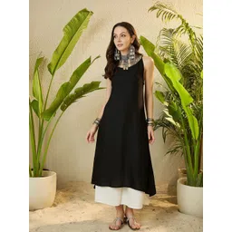 InWeave Women Embroidered Flared Sleeves Kurta-picture-11