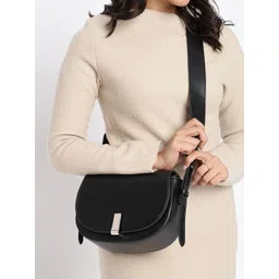 irth by house of titan IRTH Structured Sling Bag-picture-22