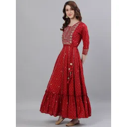 Ishin Women Red Ethnic Motifs Thread Work Anarkali Kurta-picture-34