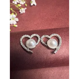 ISHKAARA Rhodium-Plated Heart Shaped Pearls Studs-picture-13