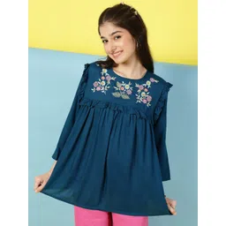 Ishti Floral Embroidered Top-picture-45