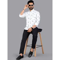 ISUEL FAB India Slim Floral Printed Pure Cotton Casual Shirt image 2