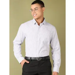 J White by Vmart Men Spread Collar Vertical Striped Formal Shirt-picture-31