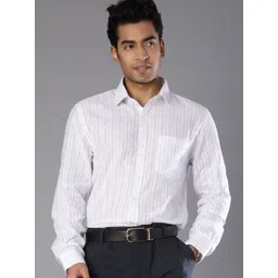 J White by Vmart Men Vertical Striped Spread Collar Cotton Casual Shirt-picture-34