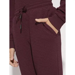 Jack & Jones Junior Boys Relaxed-Fit Mid Rise Joggers image 3