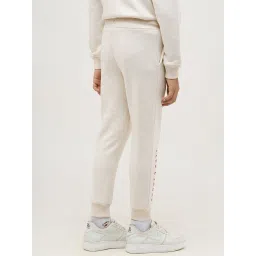 Jack & Jones Junior Boys Vanilla Cotton Printed Joggers image 2