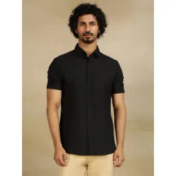 JadeBlue Black Cotton Slim Fit Solid Shirt-picture-33