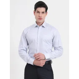 JadeBlue White & Blue Cotton Regular Fit Geometric Print Shirt-picture-15