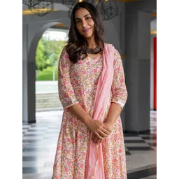 Jaipur Kurti Women Pink Floral Gotta Patti Pure Cotton Kurta with Trousers & Dupatta-picture-20