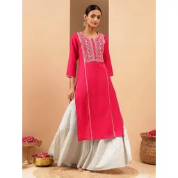 Janasya Women Chanderi Silk Zari Yoke Embroidered Straight Kurta-picture-17
