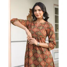 Janasya Women Ethnic Motifs Printed Pleated Pure Cotton Kurta with Trousers-picture-33