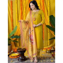 JANOI Floral Embroidered Regular Thread Work Chanderi Silk Kurta With Trousers & Dupatta-picture-20