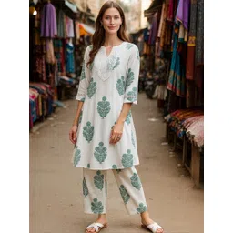 JANOI Women Ethnic Motifs Printed Regular Thread Work Kurta with Trousers-picture-33