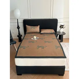 JC HOME Brown & Green Ethnic Motifs 160 TC King Bedsheet with 2 Pillow Covers-picture-18