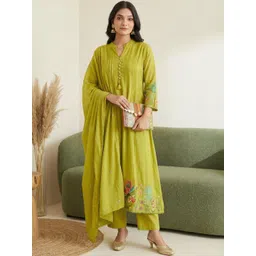 JISHNAM Women Floral Embroidered Panelled Thread Work Chanderi Silk Kurta with Trousers & With Dupatta-picture-34