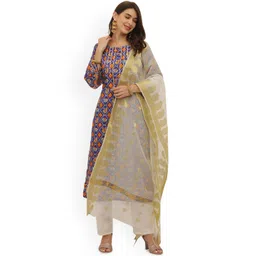 Jivitha Women Ethnic Motifs Yoke Design Bell Sleeves Thread Work Kurta-picture-11