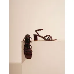 JM Looks Striped Party Block Sandals with Buckles-picture-30
