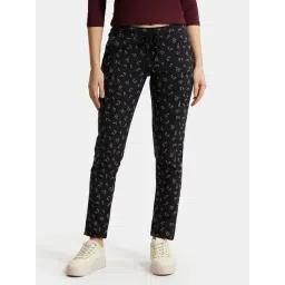 Jockey 1301 Women's Super Combed Cotton Elastane Stretch Slim Fit Trackpants With Side Pockets-picture-16