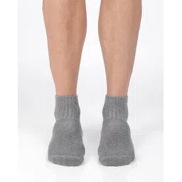 jockey 7036 Ankle Length Socks with Stay Fresh Treatment-picture-33