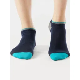 Jockey 7052 Blue Cotton Crew Length Socks with Stay Fresh Treatment - Pack of 2 (Pattern May Vary)-picture-28