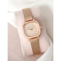 joker & witch Joker and Witch AMWW641 Cinque Analog Watch for Women-picture-38