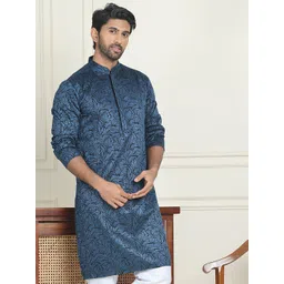 Jompers Floral Embroidered Mandarin Collar Sequinned Straight Kurtas-picture-34