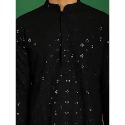 Jompers Floral Embroidered Mandarin Collar Straight Kurta image 3