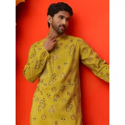 Jompers Floral Printed Mandarin Collar Silk Cotton Straight Kurta-picture-29