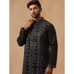 Jompers Geometric Embroidered Mandarin Collar Sequins Straight Kurta-picture-35