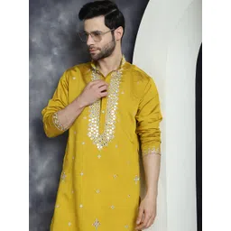 jompers Men Embroidered Cotton Silk Straight Kurta-picture-13
