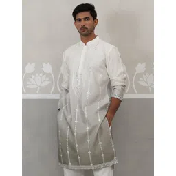 Jompers Men Embroidered Sequinned Kurta image 1