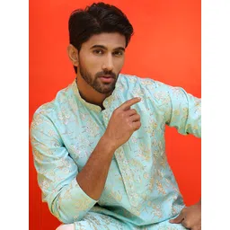 Jompers Men Floral Embroidered Sequinned Floral Kurta-picture-17