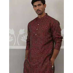 Jompers Men Mandarin Collar Jacquard Kurta-picture-15