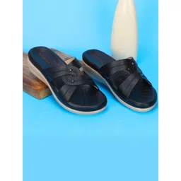 Jootavoota Women Synthetic Leather Open Toe Flats-picture-41