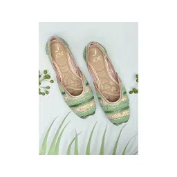 Jove Women Green Embellished Juttis-picture-16