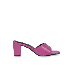 Jove Women's Fushia Casual Sandals-picture-33
