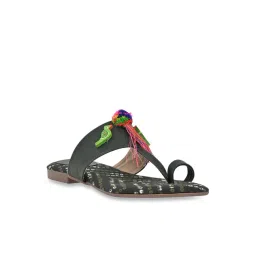 Jove Women's Pine Green Toe Ring Sandals-picture-21