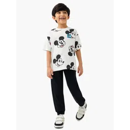 Juniors by Babyshop Boys Mickey Mouse Graphic Printed Round Neck Cotton T-shirt image 2