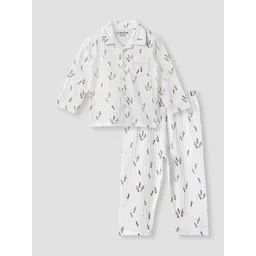 Juniors by Babyshop Boys Printed Night suit-picture-17