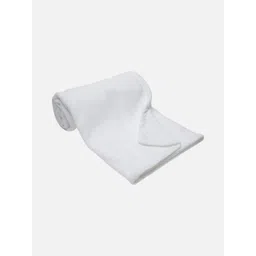 Juniors by Babyshop Kids White AC Room Single Bed Blanket-picture-25