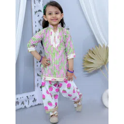 JUNITOS Girls Ethnic Motifs Printed Regular Gotta Patti Pure Cotton Kurti with Patiala-picture-38