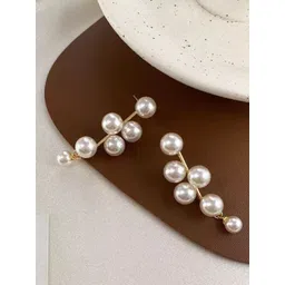 Just Lil Things Contemporary Studs Earrings-picture-23