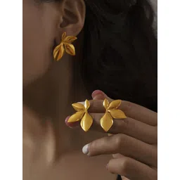 Just Lil Things Contemporary Studs Earrings-picture-17
