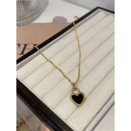 just lil things Mesmerize Stainless Steel Gold Plated Heart Shaped Minimal Necklace-picture-41