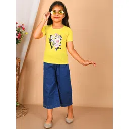 jy traders Girls Printed T-shirt with Capris-picture-26