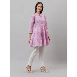 Jyoti Women Floral Print Tie-Up Neck Longline Top-picture-18