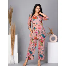 Kaftanize Women Floral Printed Tunic with Trousers-image-8